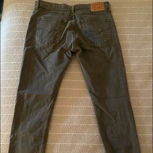 512 Levi Jeans